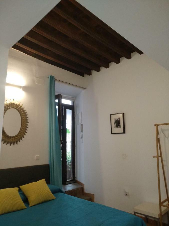 El Patio Del Convento Apartment Toledo Exterior foto